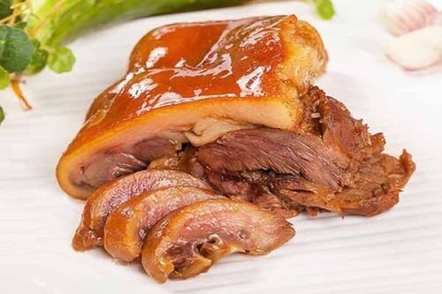 鹵肉技術學習與創業指南 途徑、費用與注意事項